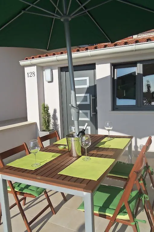 Apartments Burle Vista ميدولين كرواتيا